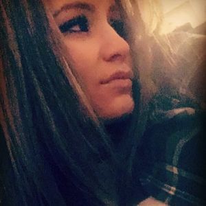 Meet your Posher, Claire